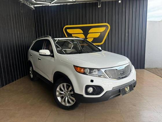 KIA SORENTO 3.5 EX2 V6 4X4 24V GASOLINA 4P AUTOMÁTICO KIA SORENTO 3.5 EX2 V6 4X4 24V GASOLINA 4P AUTOMÁTICO